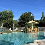 Mobil-home Confortable Avec Terrasse Pour 6 Personnes - Api-1-52-647